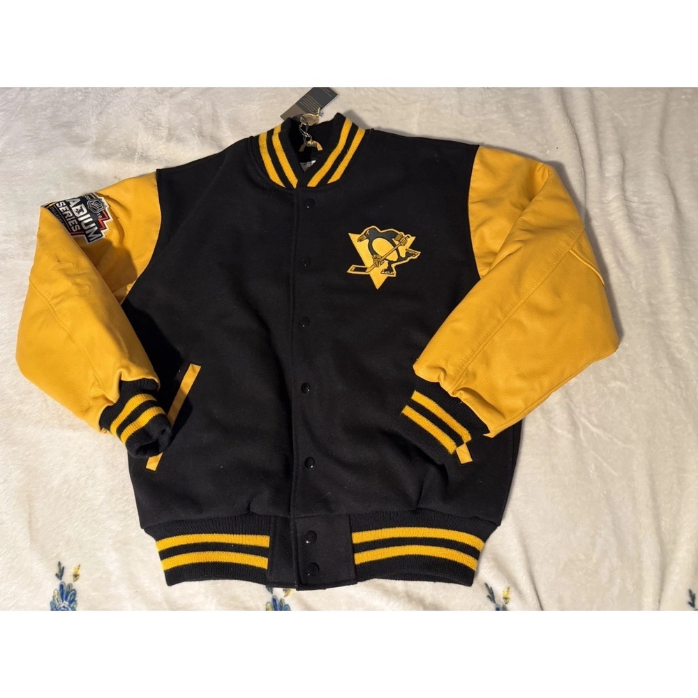 Golden Bear Stadium Series Varsity Jacket NHL Pittsburgh Penguins Medium NWT USA